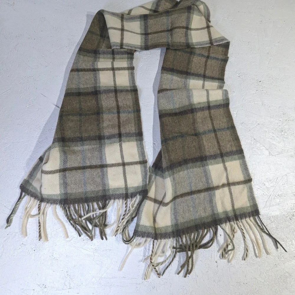 John Hanly Ireland Lambswool Scarf Green‎ Plaid Tartan Fringe Made in Ireland